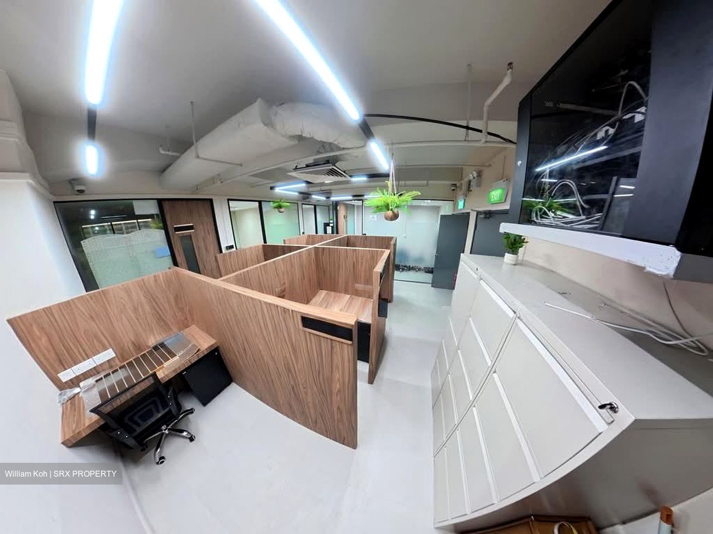 International Plaza (D2), Office #554723041
